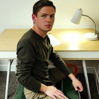 Dylan Hayes - Picture 1