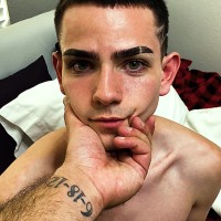 Eli Bennet - Picture 1