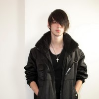Tommy - Picture 3