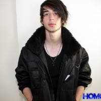 Tommy - Picture 4