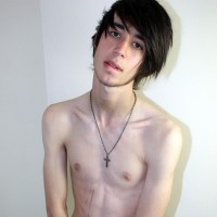 Tommy - Picture 11