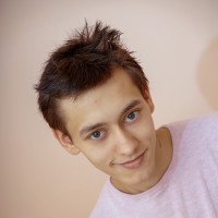 Twink shows his feet - Picture 1