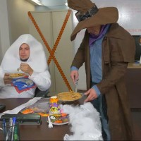 Jacking more than a lantern at the Grab Ass offices for Halloween - Picture 21
