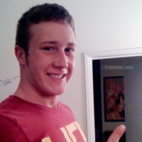 Nice collge dude posing - Picture 5