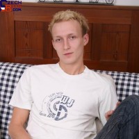 Horny guy with big cock - Picture 2
