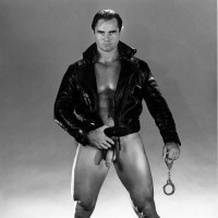 Leo Hooks naked - Picture 5