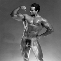 Leo Hooks naked - Picture 8
