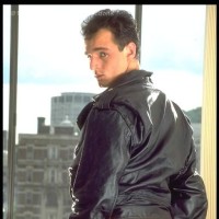 Luc Cote flaunts his boner - Picture 1