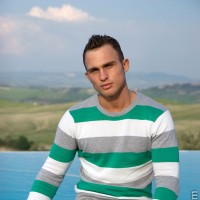 Giuseppe Pardi posing nudes - Picture 1