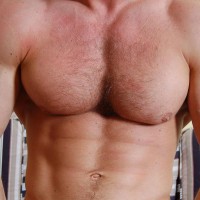 Steve Paradi reveals his body - Picture 8