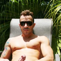 Hot muscle hunk - Picture 10