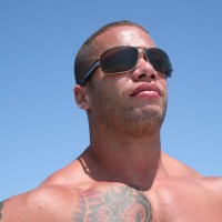 Matthew Rush strokes himself - Picture 1