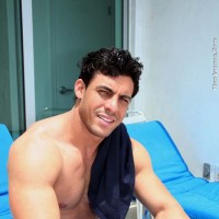 Robert gets off hard - Picture 5