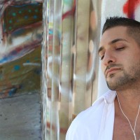 Eddie Cambio gets naughty - Picture 2