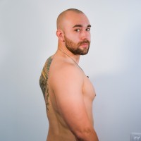 Axel Garcia in the shower - Picture 12