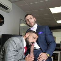 Caught snooping - Picture 8