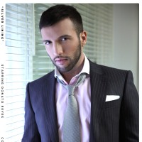 Donato Reyes gets steamy - Picture 2