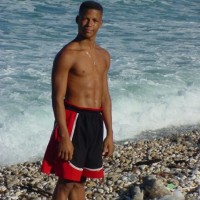 Young twink posing bare - Picture 15