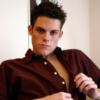 Sexy twink gets off hard - Picture 1