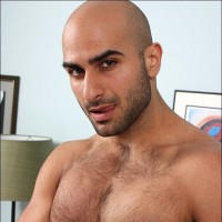 Alex Slater gets steamy - Picture 7