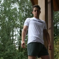 Rey Gold jerking off - Picture 2