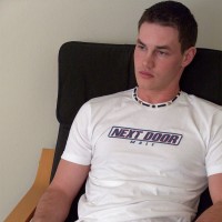 John rubs it out - Picture 12