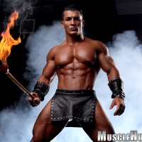 Omar Fabrouk shows off his abs - Picture 12