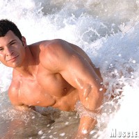 Tony Da Vinci posing - Picture 2