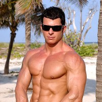 Tony Da Vinci posing - Picture 5