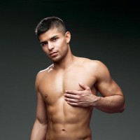 Nicco Sky show his hard cock - Picture 4