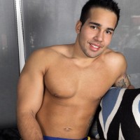 David Reyes shows his body - Picture 2