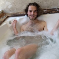 Reece Anderson in the tube - Picture 19