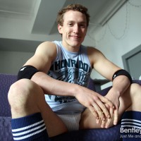 Brad Thomas jacks off for Ben - Picture 4