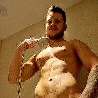 Christiano Szucs strips naked - Picture 9