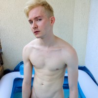 Ethan Czar playing in the balcony pool - Picture 8