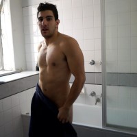 Chris Bass in the shower - Picture 19