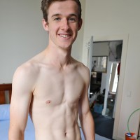 Brad Hunter’s bedroom shoot - Picture 18