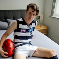 Brad Hunter stripping out - Picture 6