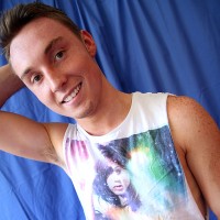 Bailey Shaw shows off his cock - Picture 1