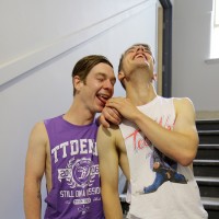 Cody shows newcomer Reece Anderson the ropes - Picture 4