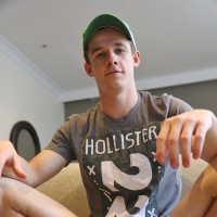 Brad Hunter posing naked - Picture 12