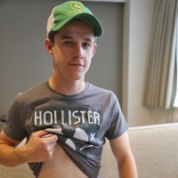 Brad Hunter posing naked - Picture 13