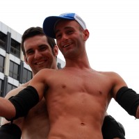 Mitch Milano and Josh Harris naked on the roof - Picture 10
