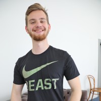 Lukas Schmidt posing naked - Picture 2