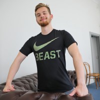 Lukas Schmidt posing naked - Picture 11