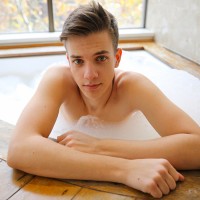 Connor Peters in the tube - Picture 3