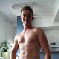 Ryan Geary jerks off - Picture 1