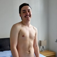 Noah Kelly posing naked - Picture 14
