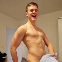 Kell Fuller sticks his hand in his own ass - Picture 9
