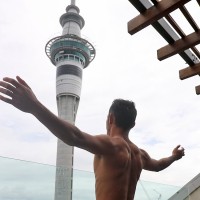 Vino Rainz strokes his dick - Picture 10